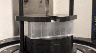 Resodyn Labram mixing wellplate