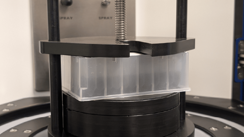 Resodyn Labram mixing wellplate