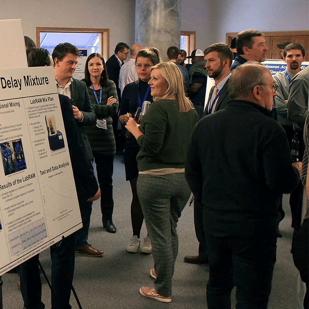 Poster session 1000x1000